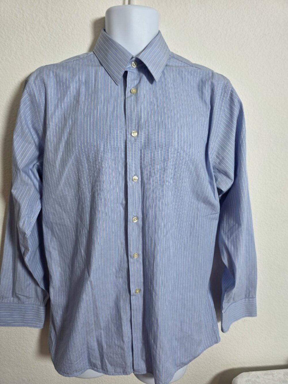 Calvin Klein Mens Light Blue  Button up Shirt 15.5 -32/33